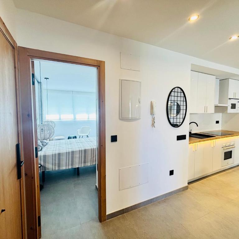 Alquilaeasy Tu Nuevo Hogar en Playamar - Apartamento con 4 dormitorios - 47