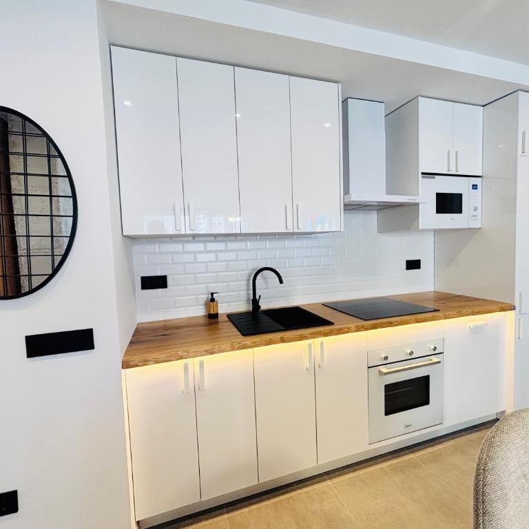 Alquilaeasy Tu Nuevo Hogar en Playamar - Apartamento con 4 dormitorios - 67