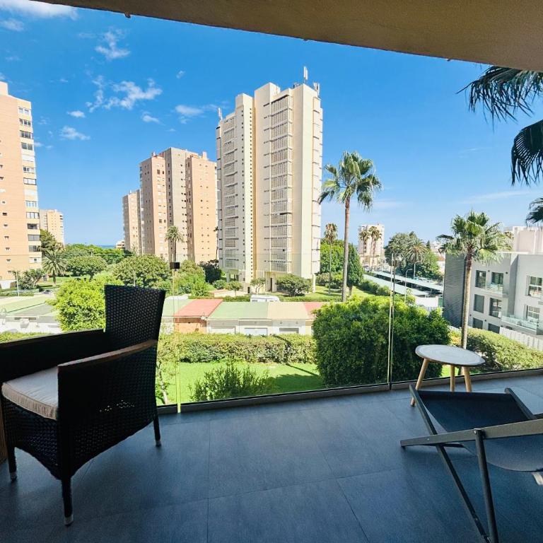 Alquilaeasy Tu Nuevo Hogar en Playamar - Apartamento con 4 dormitorios - 94