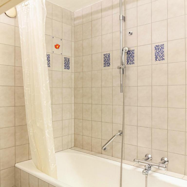 Haus Excelsior Top 6 - Studio mit Balkon - 10