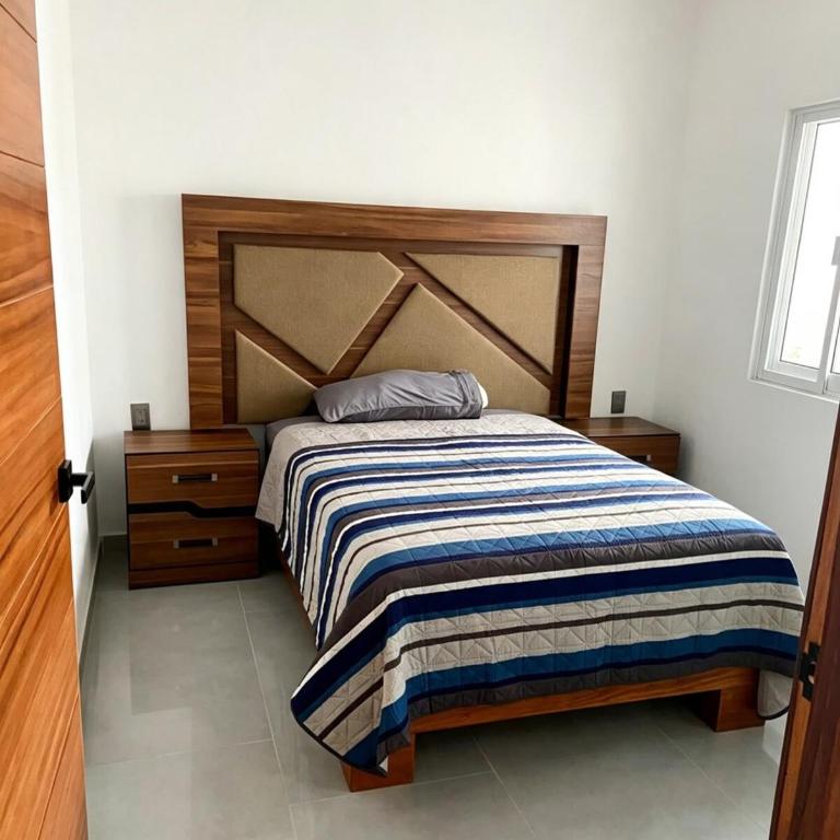 Casa Completa 3 Hab 2 a 8 Huespedes Cochera - Haus mit 3 Schlafzimmern - 3