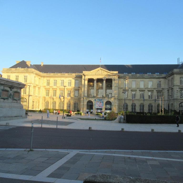 Studio de charme au coeur du vieux Rouen Calme et jardin - Appartamento con 1 Camera da Letto - 15