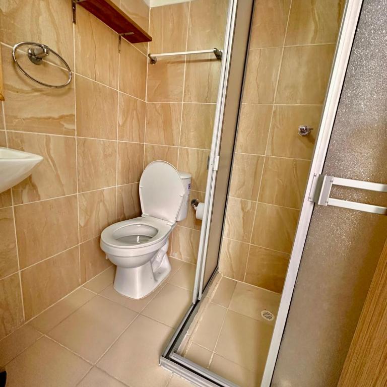 Hotel Flamante Bulevar - Quadruple Room with Bathroom - 15