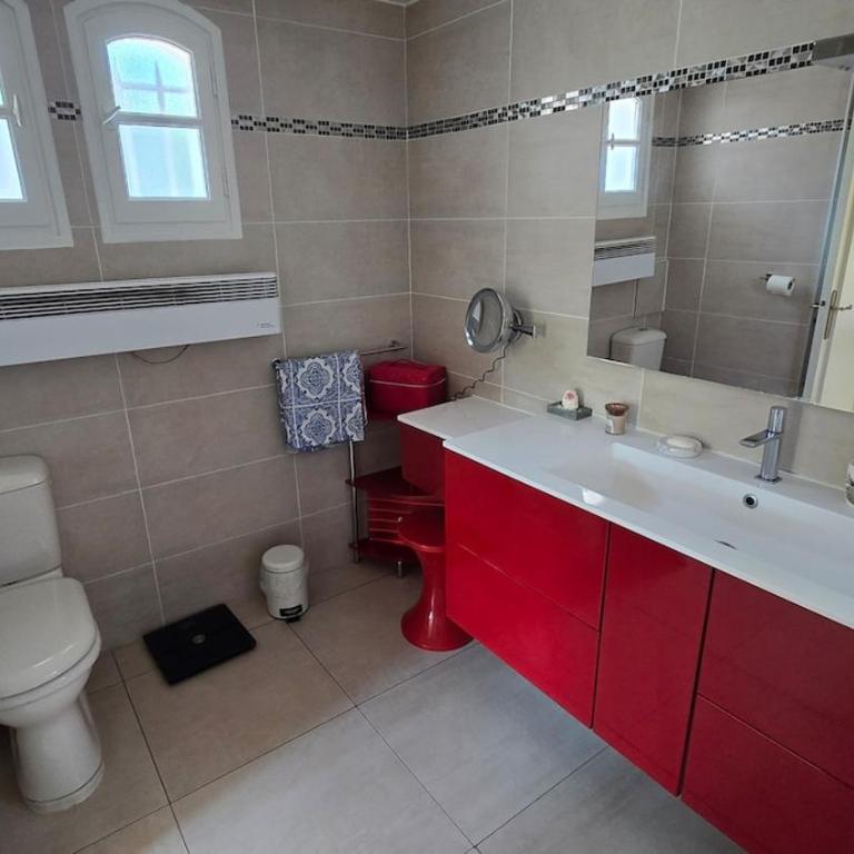 Suite cosy avec accès à la piscine de 11 x 5 m - Chambre Double Deluxe - 9