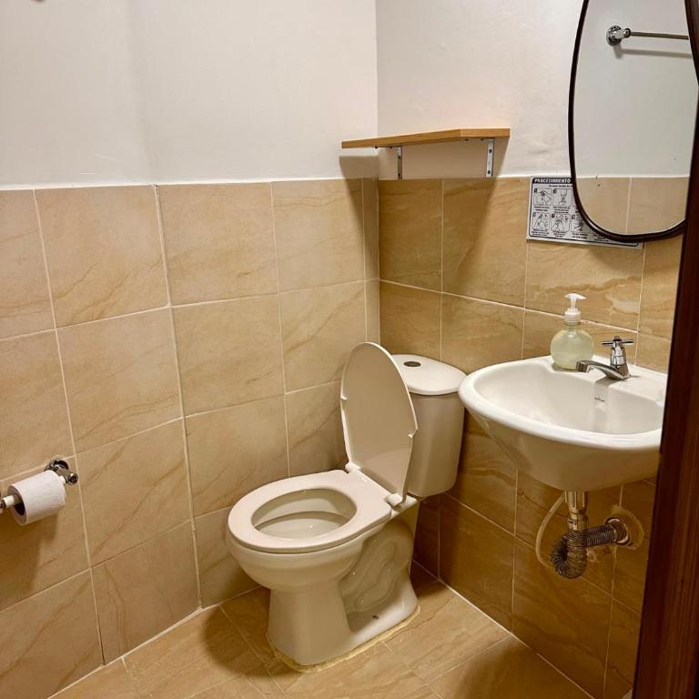 Hotel Flamante Bulevar - Double Room with Private Bathroom - 12