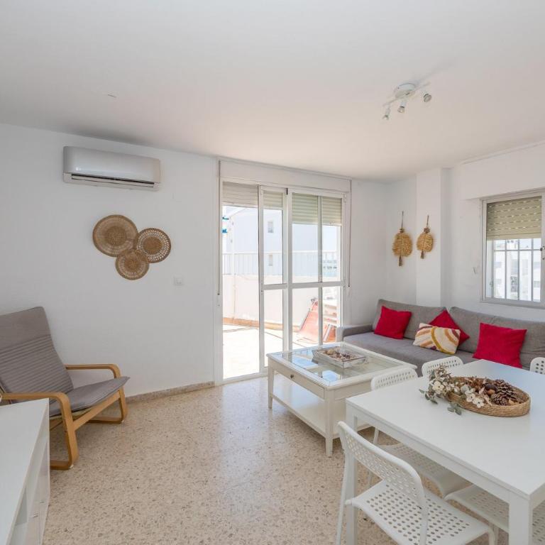 GuestReady - Valdelagrana Atico vistas al mar - Apartment - 2