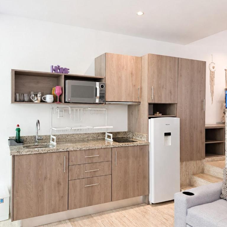Central Condo with Pool, Gym and Garage Near 5th and Beach - Apartamento de 2 dormitorios - 15