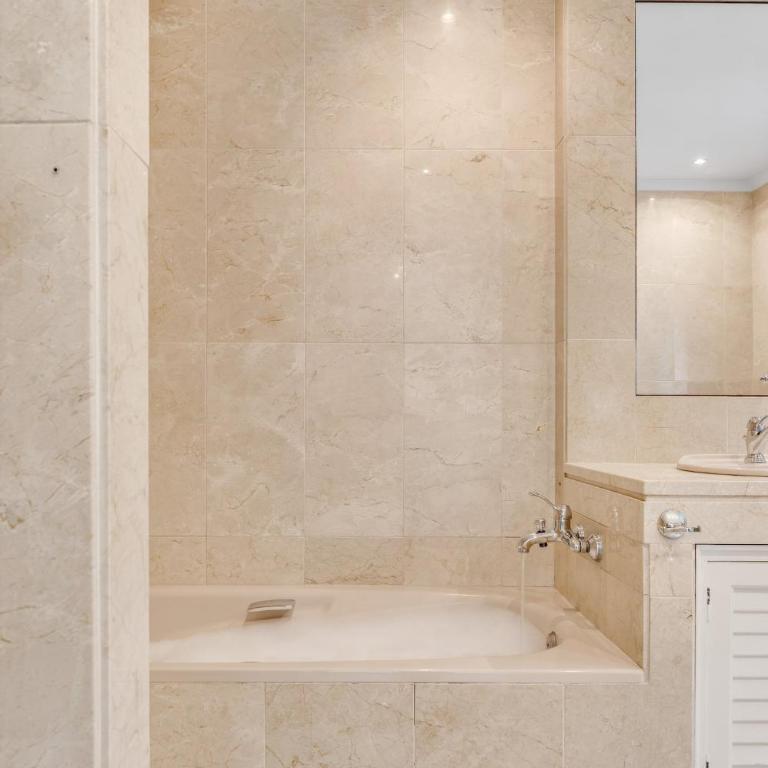 Grand Villa with Amazing Golf & Sea View Marbella - Villa - 61