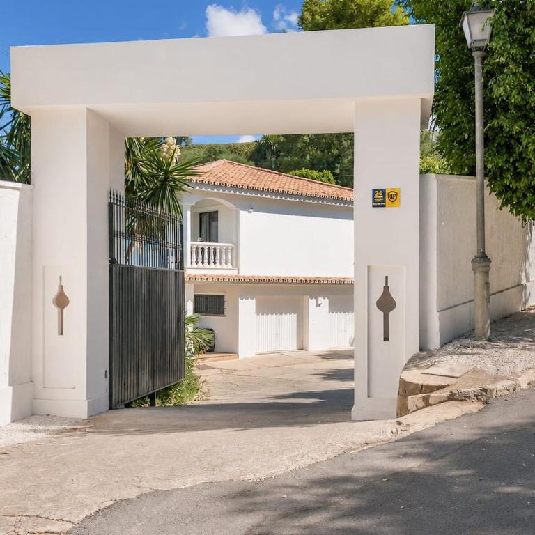 Grand Villa with Amazing Golf & Sea View Marbella - Villa - 4