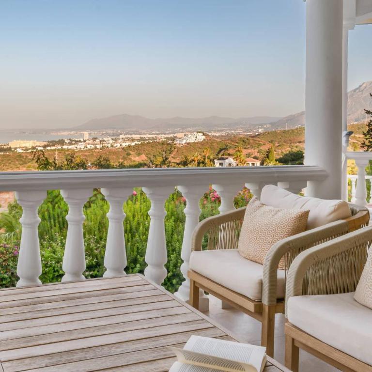 Grand Villa with Amazing Golf & Sea View Marbella - Villa - 77