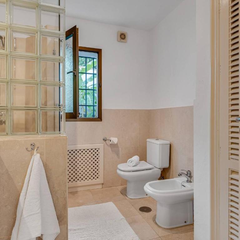 Grand Villa with Amazing Golf & Sea View Marbella - Villa - 65