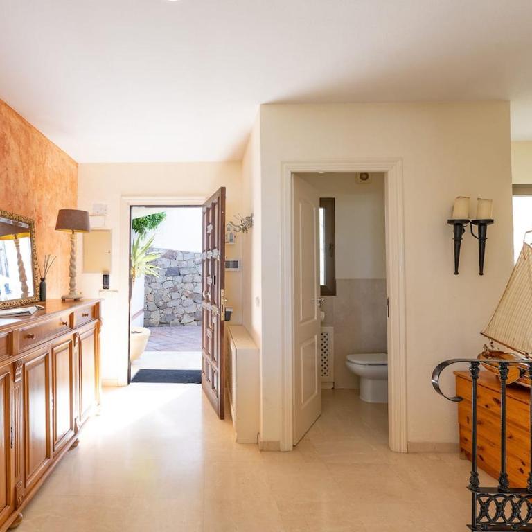 Grand Villa with Amazing Golf & Sea View Marbella - Villa - 16