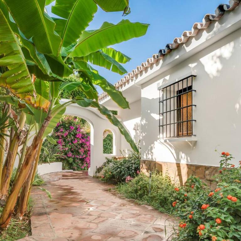 Grand Villa with Amazing Golf & Sea View Marbella - Villa - 5