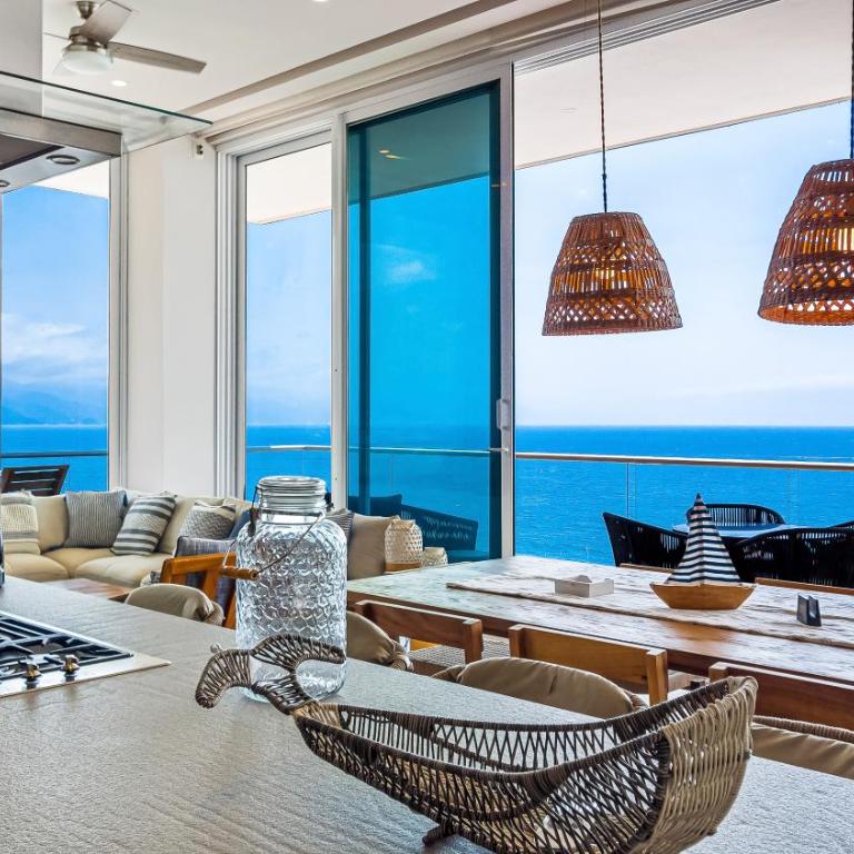 Panoramic Oceanview 4BR Penthouse with Private Hot Tub - Apartamento - 29