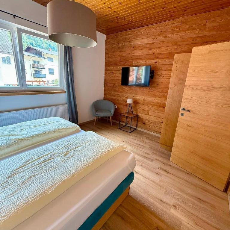 Schmölzer Appartements am Millstätter See Kärnten Card im Sommer inklusive - Apartamento de 2 dormitorios con balcón y terraza - 14