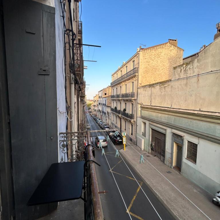 La Cachette des Chineurs, Cocon Rénové au Cœur de Sète - Appartement 1 Chambre - 5