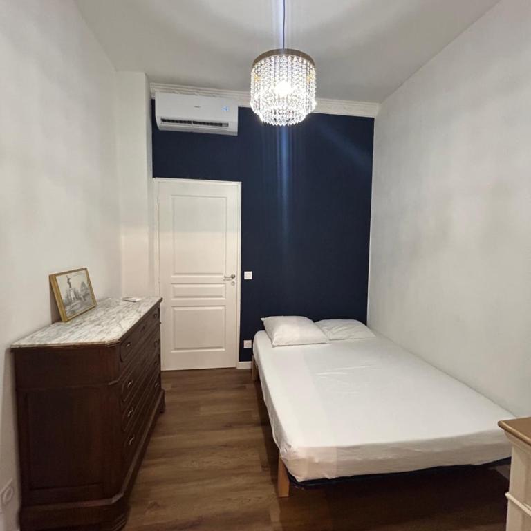 La Cachette des Chineurs, Cocon Rénové au Cœur de Sète - Appartement 1 Chambre - 8
