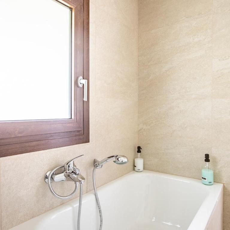 L'Ago di Pino I Villa vista lago di Como - Villa con 3 Camere da Letto - 45
