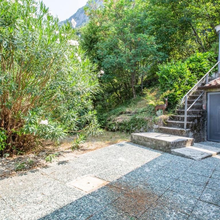 L'Ago di Pino I Villa vista lago di Como - Villa con 3 Camere da Letto - 49