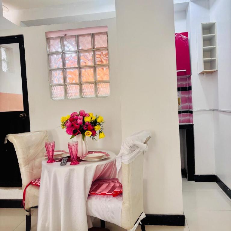 Downtown Pucallpa Room, ideal kitchen area Villa Roncal - One-Bedroom Apartment - 3