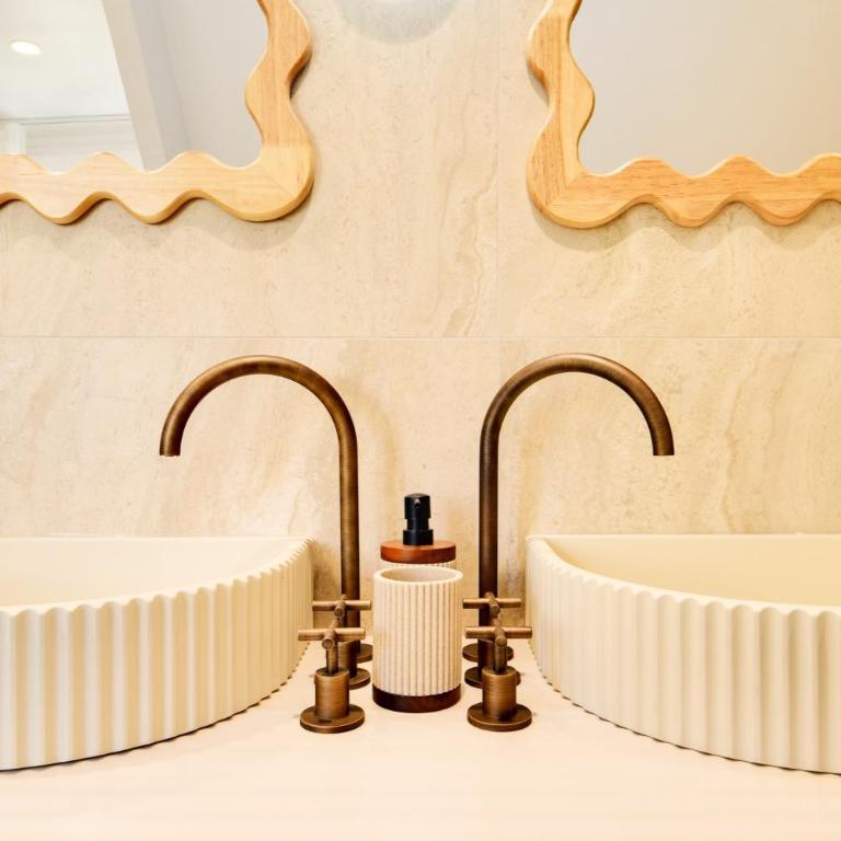Hotel Murmures Notre-Dame - Suite Deluxe - 6