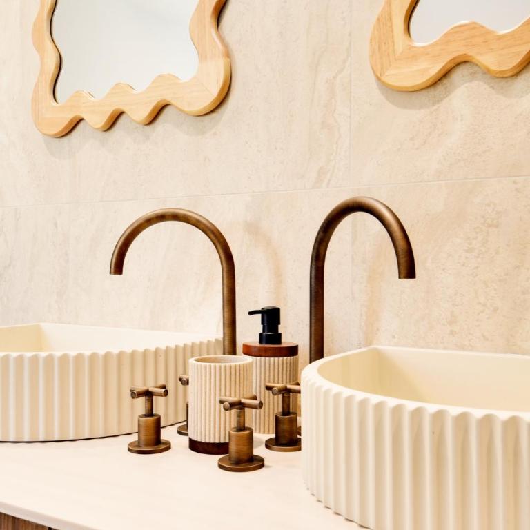 Hotel Murmures Notre-Dame - Suite Deluxe - 5