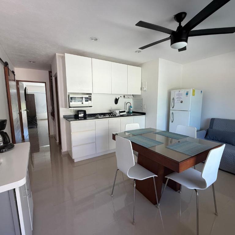 Stunning Beachfront apartments with connecting options Brisas Shores - Apartamento - 13