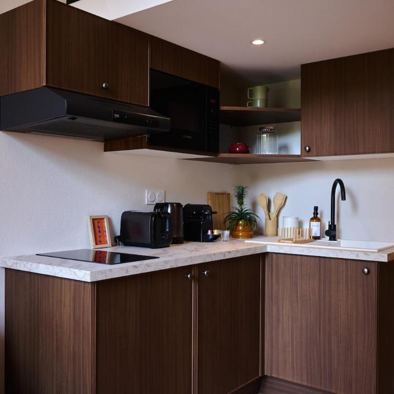 Beautiful Duplex - Nice Center - AC, WiFi - Appartement 2 Chambres - 2