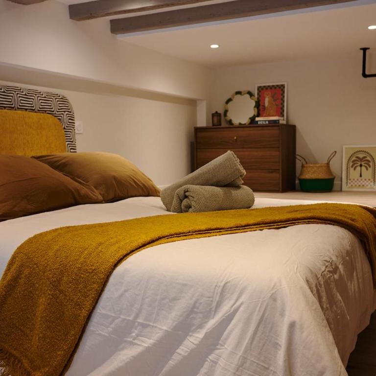 Beautiful Duplex - Nice Center - AC, WiFi - Appartement 2 Chambres - 22