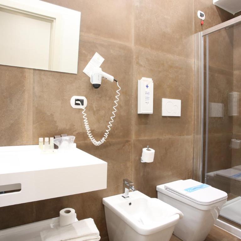 Hotel Columbia Wellness & Spa - Camera Matrimoniale Standard - 18