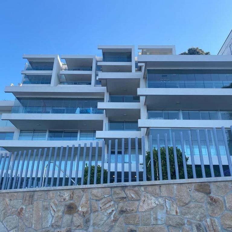Modern and Cozy Beachfront Apartment - Apartment - 9