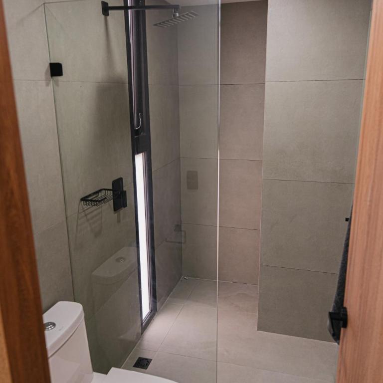 Altitud Medellín View Living - Deluxe Double Room with Balcony - 27