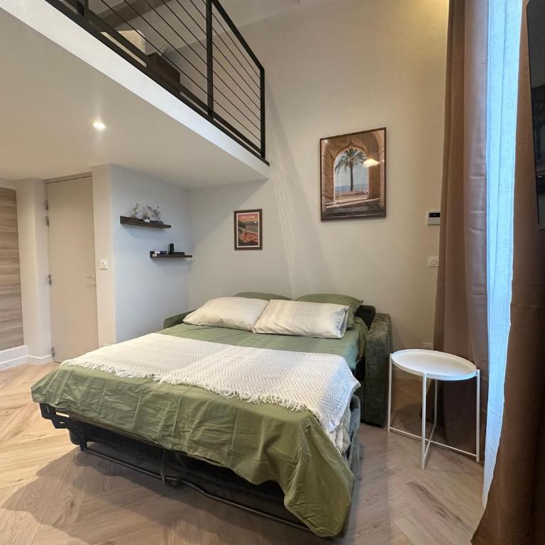 Merveilleux Duplex Centre ville de Nice, climatisé et rénové ! - Appartement 1 Chambre - 15