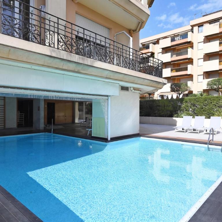 Victoria Palace Elegant Apt with Terrace - Apartment with Terrace - 2