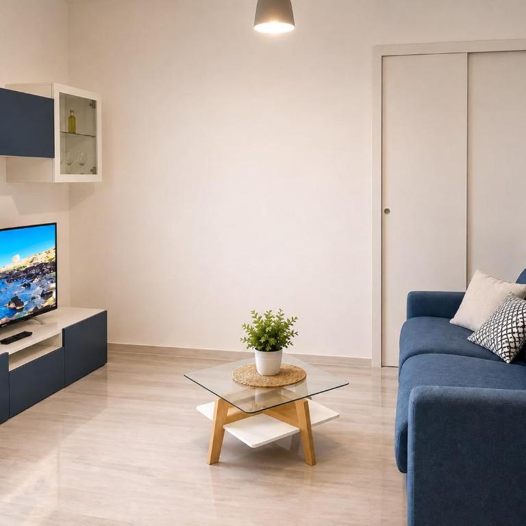 Al Teatro Verdi Luxury Apartment - Central e near the Sea - Apartamento Superior - 10