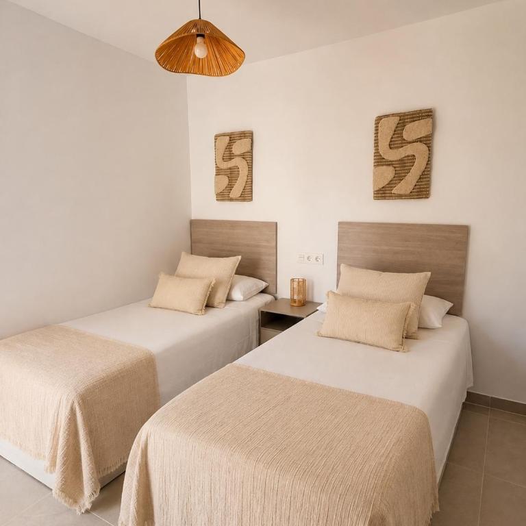 New modern in La Cala with terrace and pool - Three-Bedroom Apartment - 8