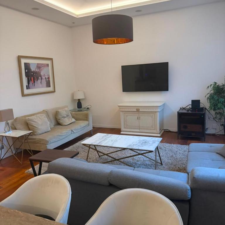AC-Free Parking - Contemporary 4 Bedroom Villa Apartment - Apartment mit Gartenblick - 18