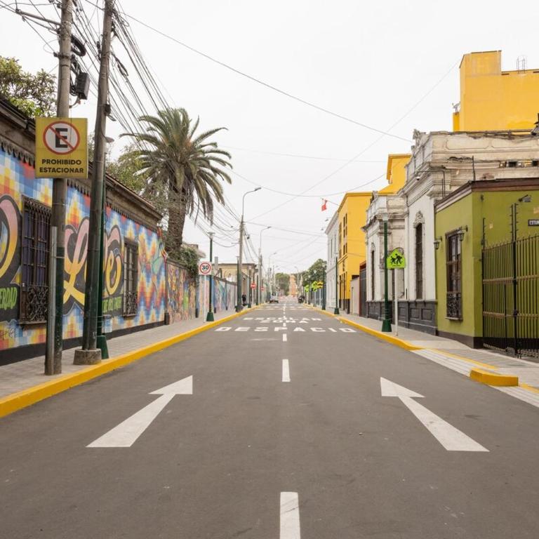 Artistic Loft in Barranco con w,Terrace, AC y WiFi - One-Bedroom Apartment - 24