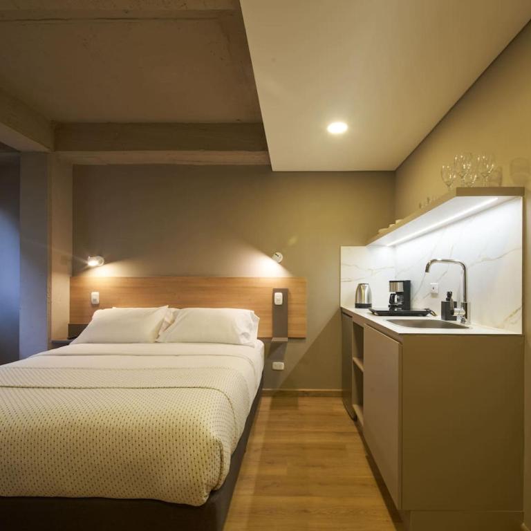64 Lofts in Chapinero Alto by letoH - Studio Apartment - 3