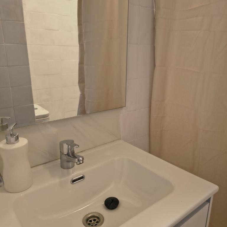 Vigo Centro Living - Four-Bedroom Apartment - 6