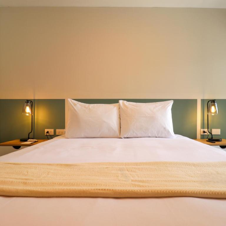 Schell Prime Living in the Heart of Miraflores by Wynwood House - Three-Bedroom Superior Apartment - 23