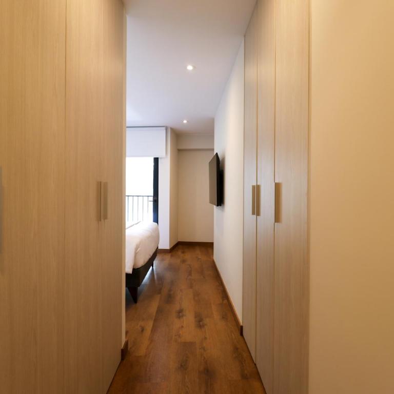Schell Prime Living in the Heart of Miraflores by Wynwood House - Three-Bedroom Superior Apartment - 8
