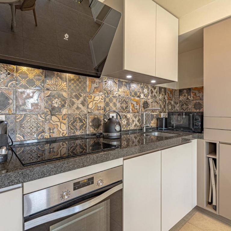 Boho Chic Apt, Frontline Sea & Paseo Views - Apartamento de 1 dormitorio - 17