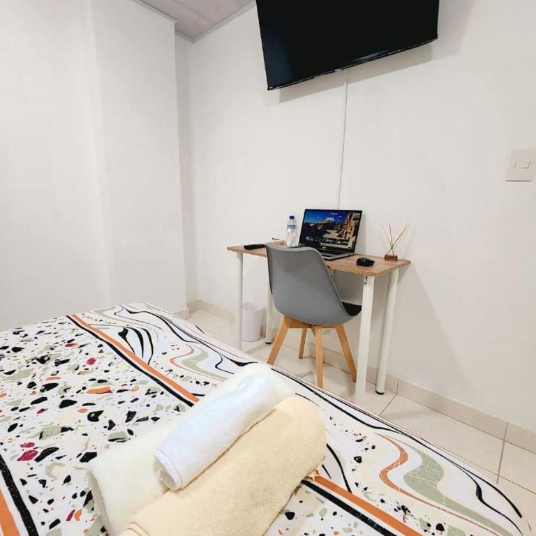 Apartamento Equipado en Modelia Bogotá - Two-Bedroom Apartment - 13