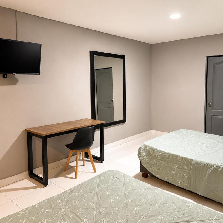 Hotel 11once - Superior Zweibettzimmer - 2