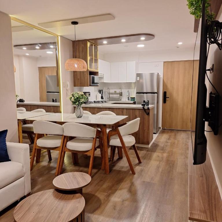 Luxury 3-Bedroom Apartment In front of the Sheraton, Historic Center - Three-Bedroom Apartment Suite - 16