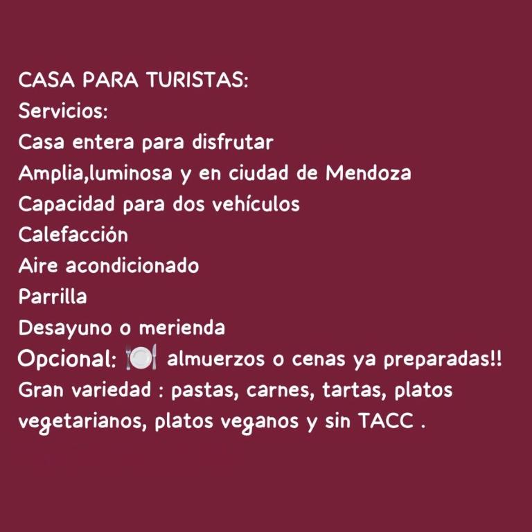 CASA HASTA 8 PERSONAS CON DESAYUNO o MERIENDA, ESTACIONAMIENTO PARA 2 AUTOS y SERVICIO OPCIONAL DE COMIDAS LISTAS - Three-Bedroom House - 4