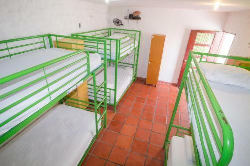 Hostal Casa Lulú Santa Marta - Bed in 6-Bed Mixed Dormitory Room - 4