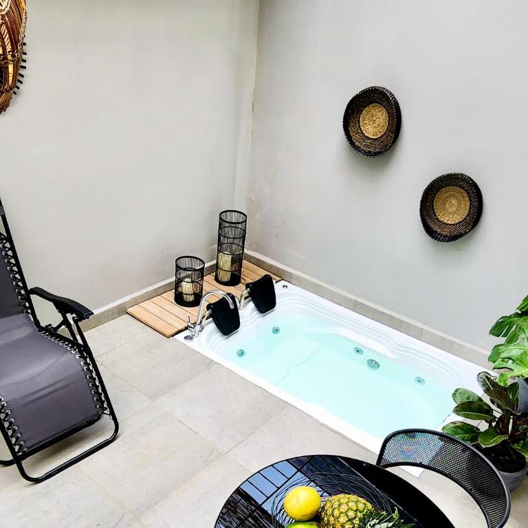 Luxury Lofts In Poblado - Estudio Deluxe - 3