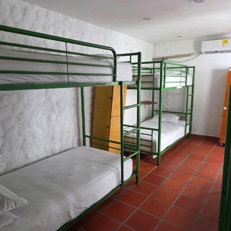 Hostal Casa Lulú Santa Marta - Bed in 6-Bed Mixed Dormitory Room - 8